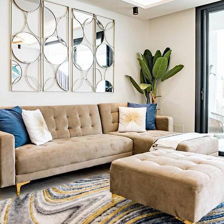 Inf25E- Tastefully Furnished Flat, Estepona Center 外观 照片