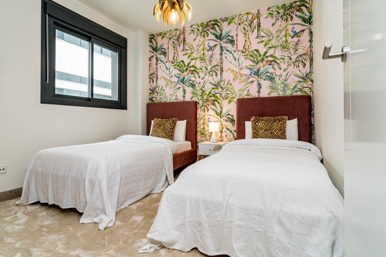 Inf25E- Tastefully Furnished Flat, Estepona Center 外观 照片